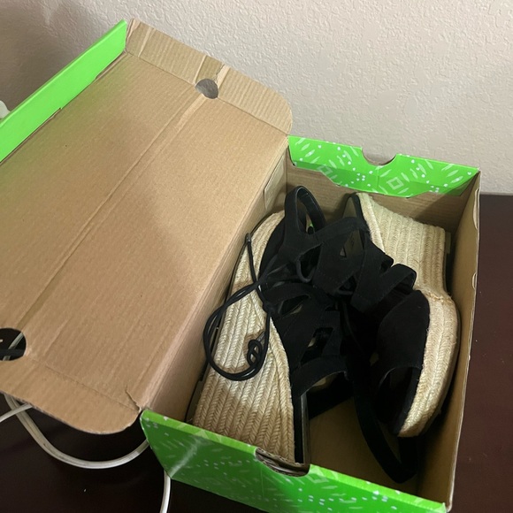 A.n.a Womens Espadrille Wedges Heels Size 9 - Picture 6 of 6